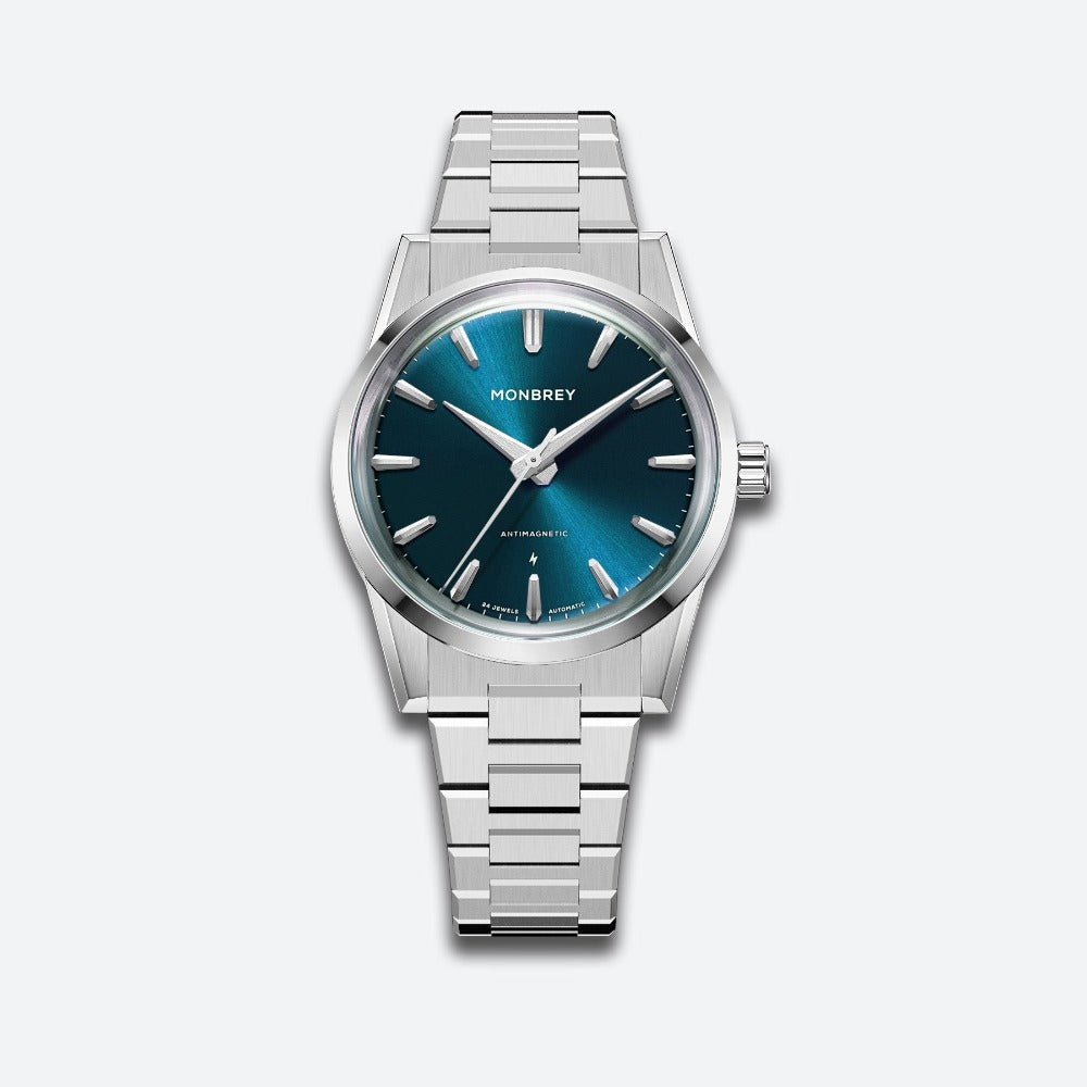 MB1 L10 Blue bracelet front